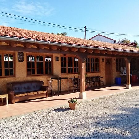 Apartamentos La Regata Viveda Luaran gambar